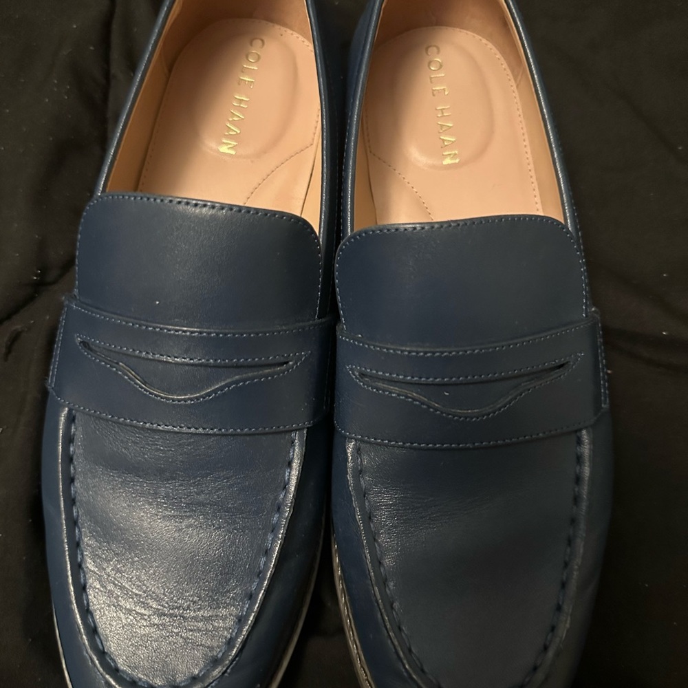 Cole Haan women’s Navy Leather Loafers